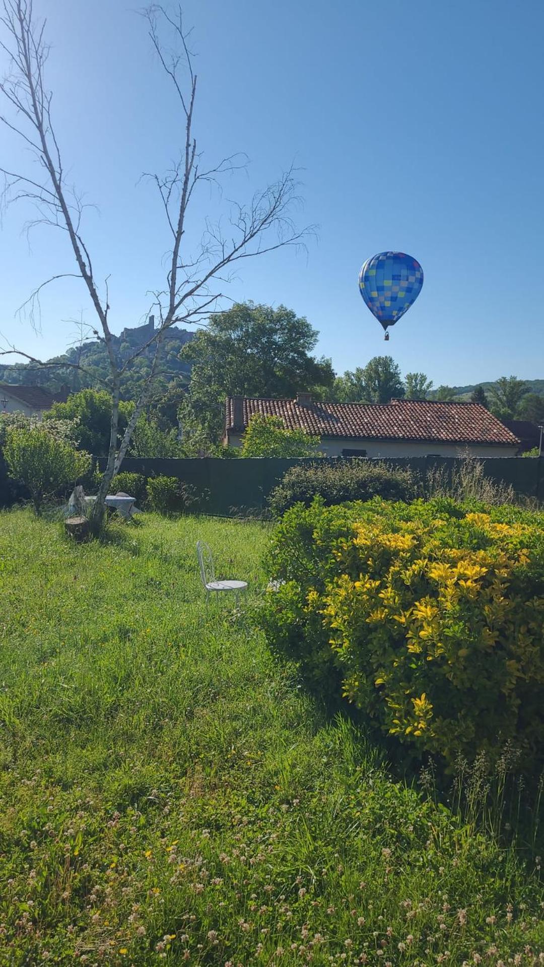 La Jolie Vue Et La Maison De La Tour- Cordes-Sur-Ciel Les Cabannes Kültér fotó